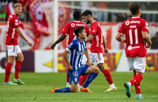 IFK Göteborgs Hussein Carneil deppar