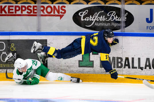 Rögles Kim Rosdahl och HV71s Hugo Fransson