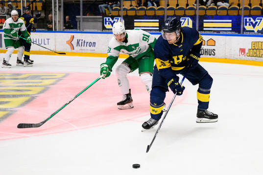 Rögles Adam Tambellini och HV71s Fredrik Forsberg