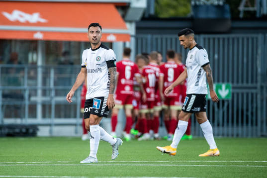 Örebros Jiloan Hamad och Ahmed Yasin deppar