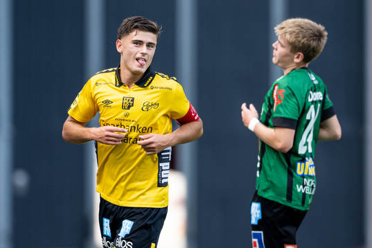Elfsborgs Besfort Zeneli jublar
