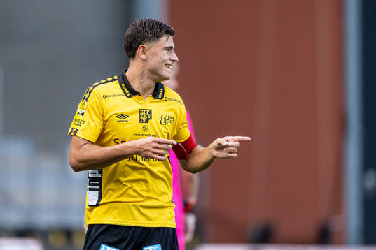 Elfsborgs Besfort Zeneli jublar