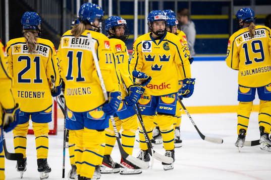 Sofie Lundin and Hanna Thuvik of Sweden