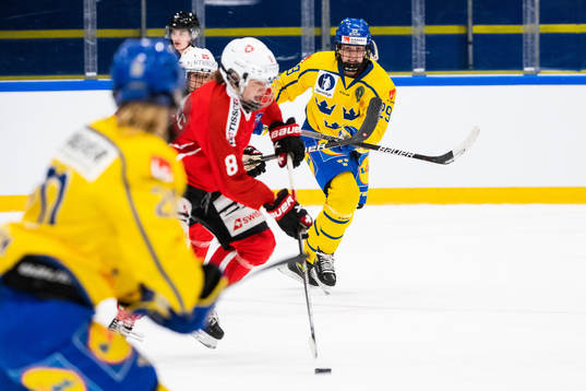 Olivia Carlsson of Sweden