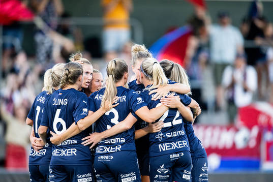 FC Rosengårds Rebecca Knaak jublar