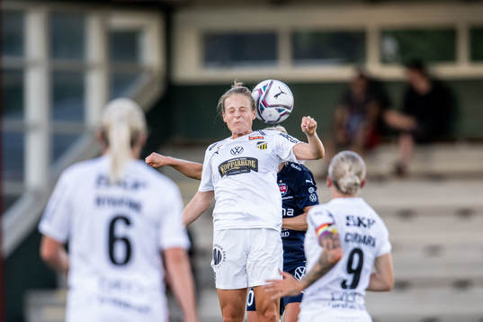 Häckens Anna Anvegård