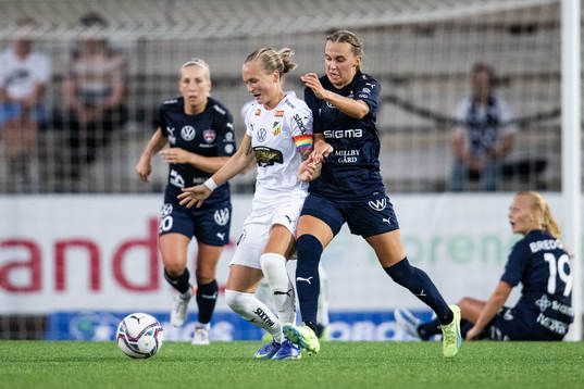 FC Rosengårds Ria Noora Minerva Öling och Häckens