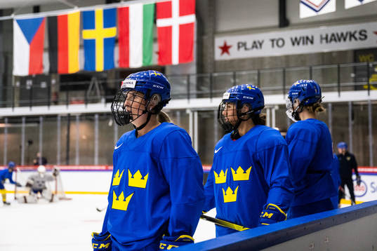 Celine Tedenby and Anna Kjellbin of the Swedish women's