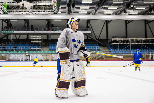 goaltender Emma Söderberg of the Swedish women's national