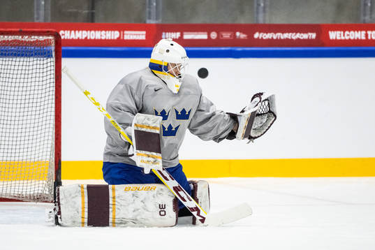 goaltender Emma Söderberg of the Swedish women's national