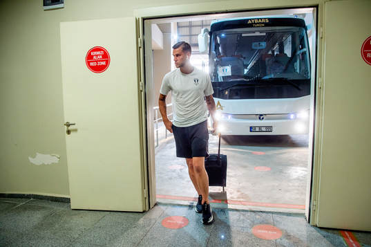 Felix Beijmo of Malmö FF arriving