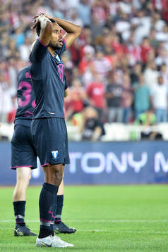 Isaac Kiese Thelin of Malmö FF looks dejected