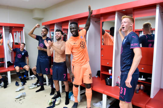 Isaac Kiese Thelin, Erdal Rakip, goalkeeper Ismael Diawara