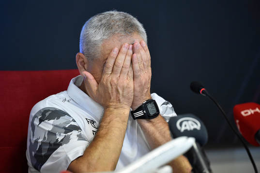 Head coach Rıza Çalımbay of Sivasspor