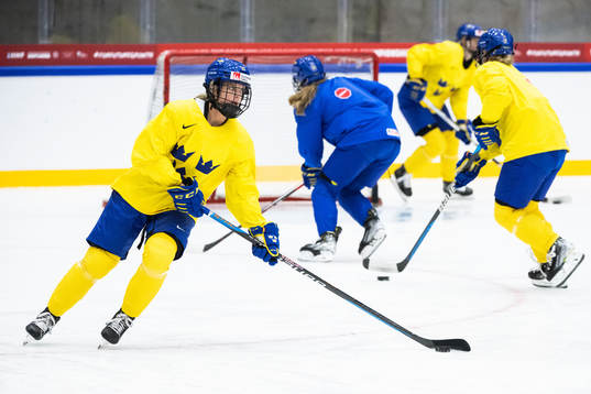 Mina Waxin of Sweden at a practice session