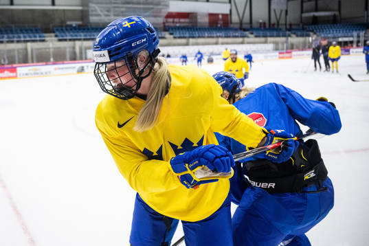 Olivia Carlsson of Sweden at a practice session