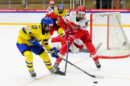 Sofie Lundin of Sweden and Simone Jacquet of Denmark
