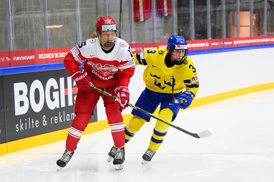 Amanda Refsgaard of Denmark and Anna Kjellbin of Sweden