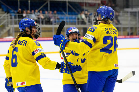 Mira Jungåker, Maja Nylén-Persson and Hanna Olsson of