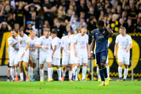 Josafat Mendes of AIK looks dejected