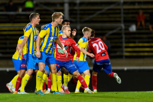 Varbergs GIFs Lucas Henriksson