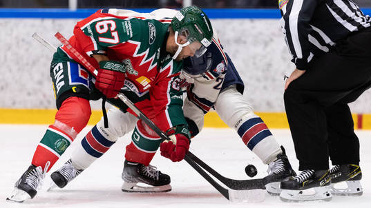 Frölundas Jacob Nilsson tekar