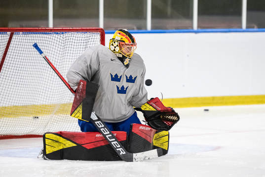 goaltender Ellen Jonsson of Sweden at a practice session