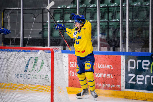 Sveriges Max Grundström jublar