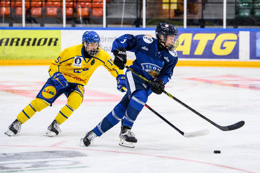 Sveriges Zaki Crookes och Finlands Mitja Jokinen