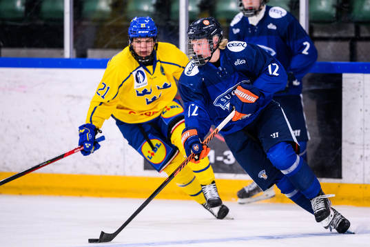 Sveriges Oscar Davidsson och Finlands Konsta Helenius