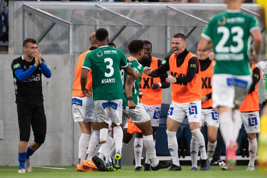 Brages Seth Hellberg jublar