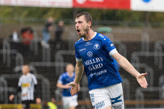 Trelleborgs Nicolas Mortensen +jublar
