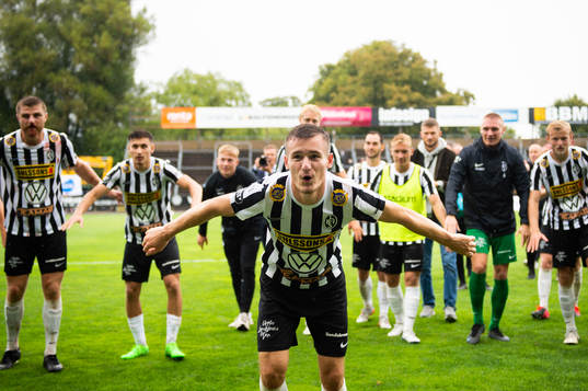 Landskronas Robin Dzabic jublar