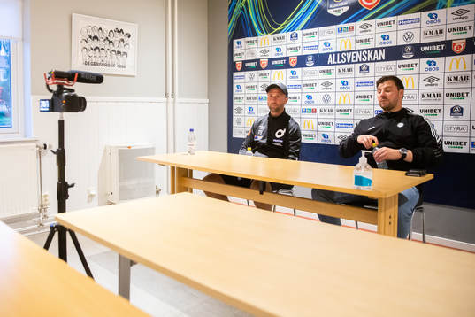 Degerfors tränare Andreas Holmberg och Sundsvalls tränare