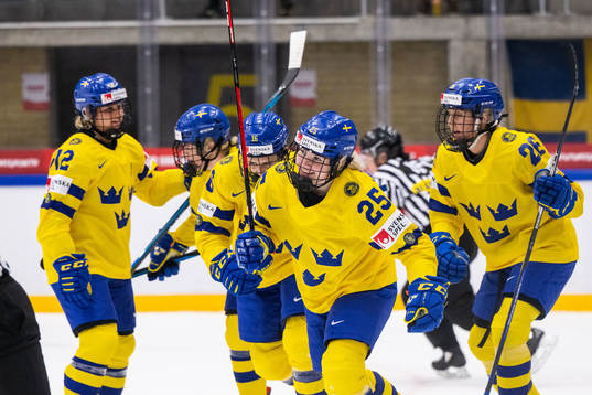 Lina Ljungblom of Sweden celebrates