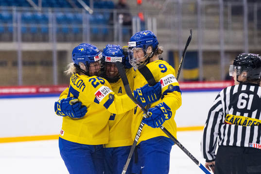 Lina Ljungblom, Anna Kjellbin and Jessica Adolfsson of
