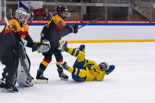 Tabea Botthof of Germany tackles Lina Ljungblom of Sweden