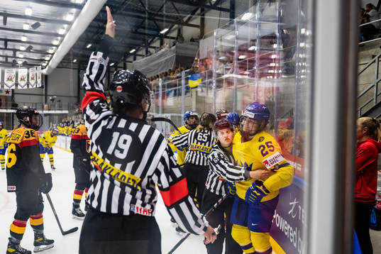 Lina Ljungblom of Sweden is sent off