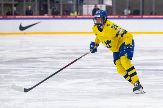 Olivia Carlsson of Sweden