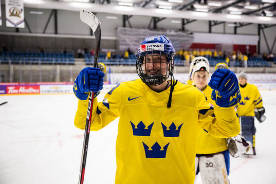 Olivia Carlsson of Sweden