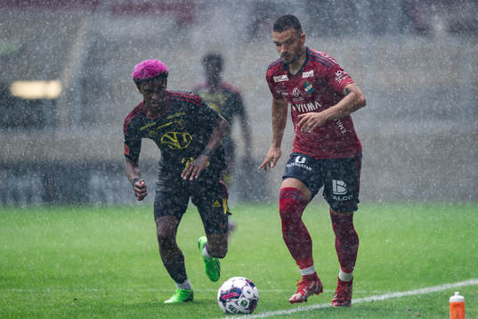 Östersunds Chovanie Amatkarijo och Östers Vladimir Rodic