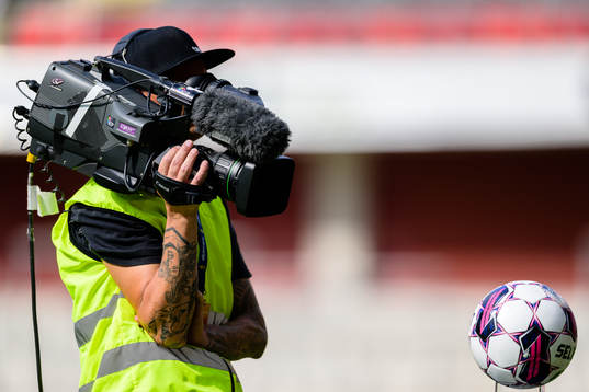 Kameraman filmar fotboll