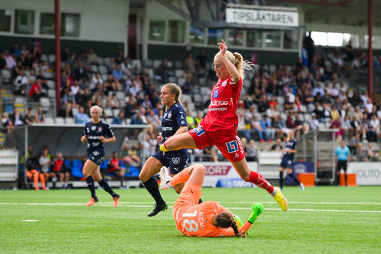 FC Rosengårds målvakt Teagan Micah och Linköpings Amalie
