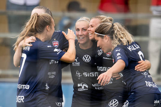 Rosengårds Mia Persson jublar