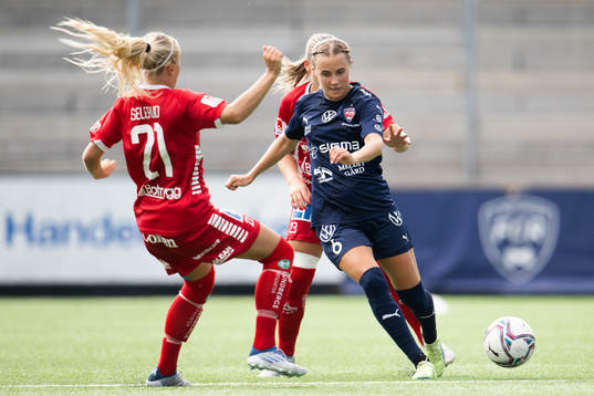 Rosengårds Ria Noora Minerva Öling och Linköpings Alva