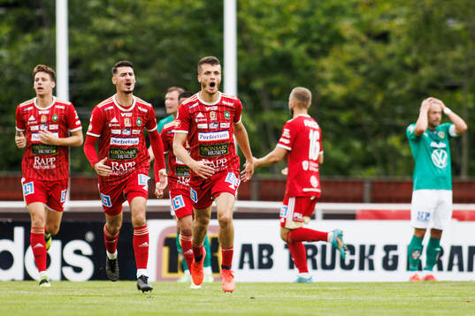 Skövde AIKs Yoann Fellrath jublar