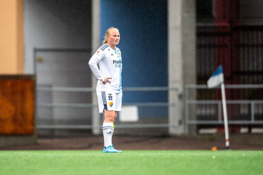 Djurgårdens Ebba Wieder deppar