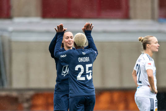 Eskilstuna Uniteds Felicia Rogic och Ngozi Sonia