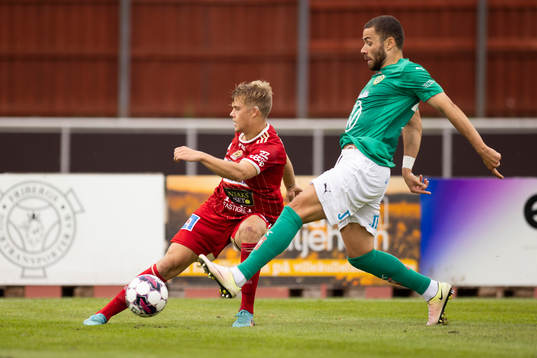 Skövdes Kevin Holmen och Jönköpings Malkolm Moenza