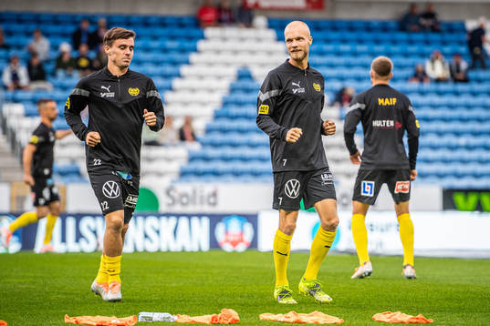 Mjällbys Jesper Gustavsson och Viktor Gustafson